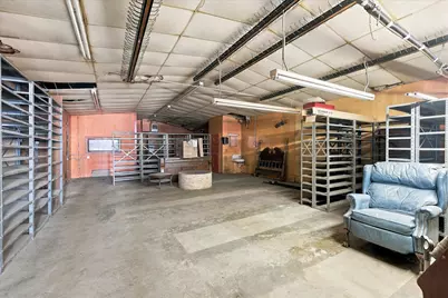 102 College Street, Whitesboro, TX 76273 - Photo 9