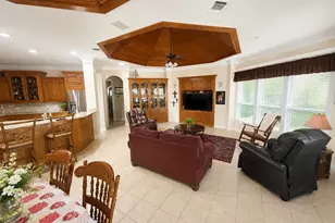 570 Harmony Cir, Weatherford, TX 76087 - Photo 7