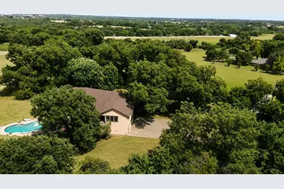 570 Harmony Circle, Weatherford, TX 76087 - Photo 13