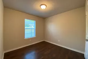 1304 E Magnolia Ave, Fort Worth, TX 76104 - Photo 7