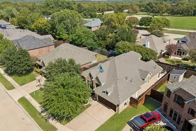 2403 Laguna Lane, Arlington, TX 76012 - Photo 31