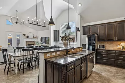 2403 Laguna Lane, Arlington, TX 76012 - Photo 11