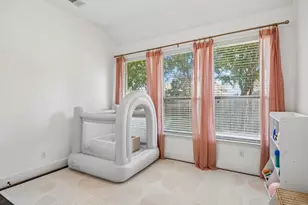 2403 Laguna Ln, Arlington, TX 76012 - Photo 17