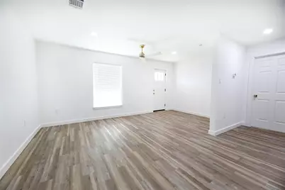 506 Lindsey Street, Bowie, TX 76230 - Photo 9