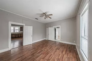 212 N Ruddell St, Denton, TX 76205 - Photo 19
