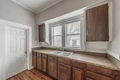 212 N Ruddell Street, Denton, TX 76205 - Photo 13