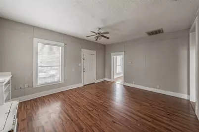212 N Ruddell Street, Denton, TX 76205 - Photo 5