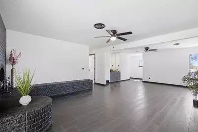 2313 Clearview Drive, Fort Worth, TX 76119 - Photo 13