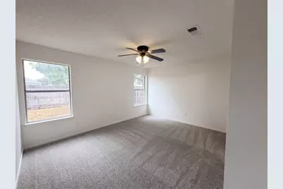 1033 Olivewood Lane, Fort Worth, TX 76140 - Photo 17