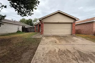 1033 Olivewood Ln, Fort Worth, TX 76140 - Photo 1
