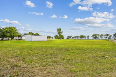 13384 Pruett Road, Krum, TX 76249 - Photo 33