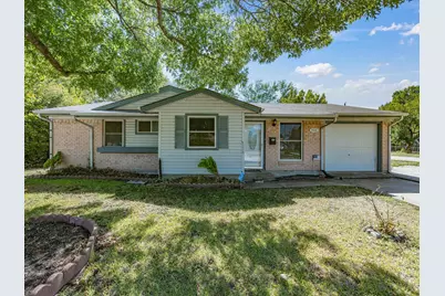 433 W Dorris Drive, Grand Prairie, TX 75051 - Photo 1