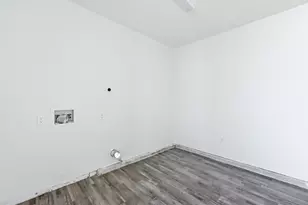 433 W Dorris Dr, Grand Prairie, TX 75051 - Photo 21