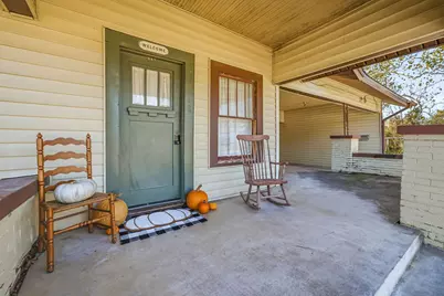 218 W Rogan Street, Gorman, TX 76454 - Photo 3