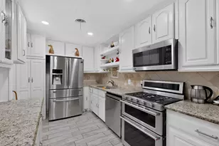 2520 Hillsboro Ave, Dallas, TX 75228 - Photo 17