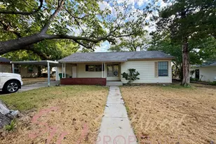 107 Greenview Dr, Stephenville, TX 76401 - Photo 1
