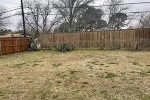 1903 Shawnee St, Denton, TX 76209 - Photo 11