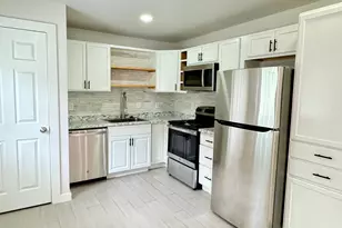 1903 Shawnee St, Denton, TX 76209 - Photo 5