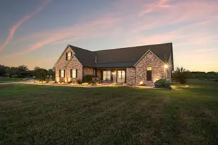 12621 Oak Grove Rd S, Burleson, TX 76028 - Photo 1