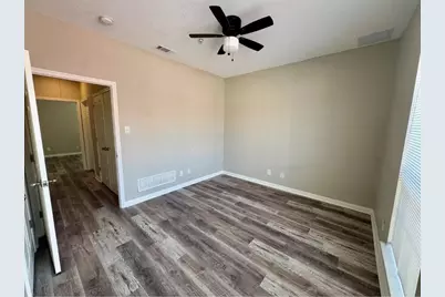 3500 E Park Boulevard #18, Plano, TX 75074 - Photo 9