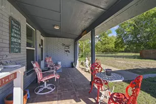 1309 W Madison St, Ennis, TX 75119 - Photo 25