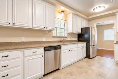 1813 Thomas Place, Arlington, TX 76010 - Photo 13