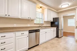 1813 Thomas Pl, Arlington, TX 76010 - Photo 13