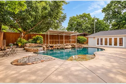 1813 Thomas Place, Arlington, TX 76010 - Photo 19