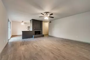 7021 Lincolnshire Ln, North Richland Hills, TX 76182 - Photo 5