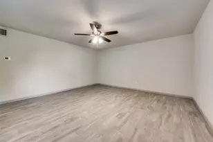 7021 Lincolnshire Ln, North Richland Hills, TX 76182 - Photo 27