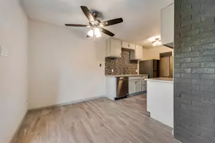 7021 Lincolnshire Ln, North Richland Hills, TX 76182 - Photo 7