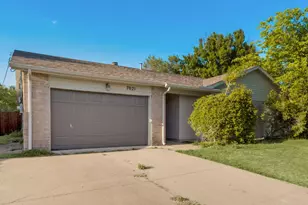 7021 Lincolnshire Ln, North Richland Hills, TX 76182 - Photo 3
