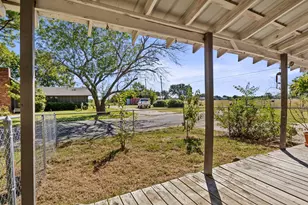 600 W 12th St, Clarksville, TX 75426 - Photo 31