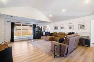 290 NE 30th Street NE, Paris, TX 75460 - Photo 5