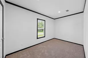 202 N 6th St, Mount Calm, TX 76673 - Photo 15