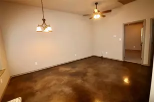 663 W Tarleton St, Stephenville, TX 76401 - Photo 3