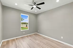 2302 Gary Ln, Waco, TX 76708 - Photo 13