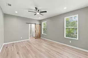 2302 Gary Ln, Waco, TX 76708 - Photo 9
