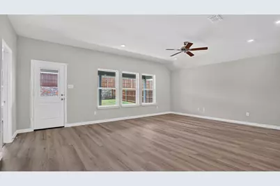 1509 Sheldon Drive, DeSoto, TX 75115 - Photo 9