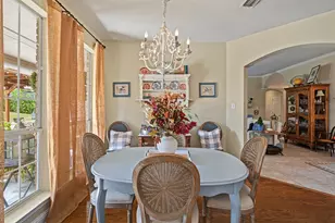 8955 Leslie Ct, Benbrook, TX 76126 - Photo 11