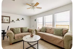 2330 Kingsway Dr, Arlington, TX 76012 - Photo 5