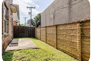 2330 Kingsway Dr, Arlington, TX 76012 - Photo 27