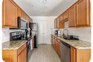 2330 Kingsway Dr, Arlington, TX 76012 - Photo 11