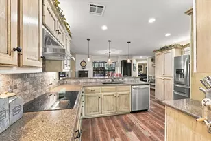 1600 Fox Ridge Rd, Lorena, TX 76655 - Photo 9