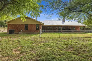 1600 Fox Ridge Rd, Lorena, TX 76655 - Photo 31