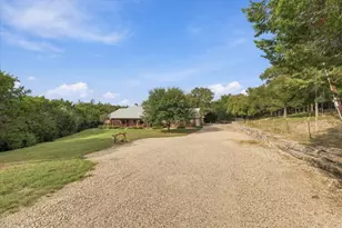 1600 Fox Ridge Rd, Lorena, TX 76655 - Photo 35