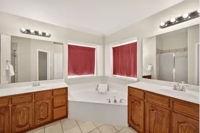 9150 Bastille Way, Frisco, TX 75033 - Photo 21