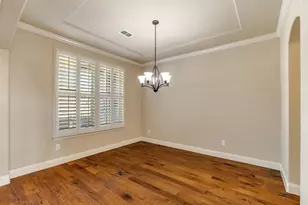 1049 Mesa Crest Dr, Fort Worth, TX 76052 - Photo 5