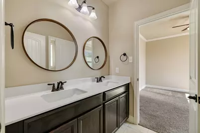 1049 Mesa Crest Drive, Fort Worth, TX 76052 - Photo 31