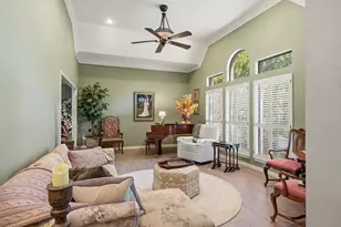2104 Emerald Lake Dr, Arlington, TX 76013 - Photo 7